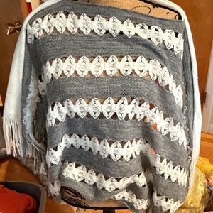 Elegant Gray and White Women's Sweater